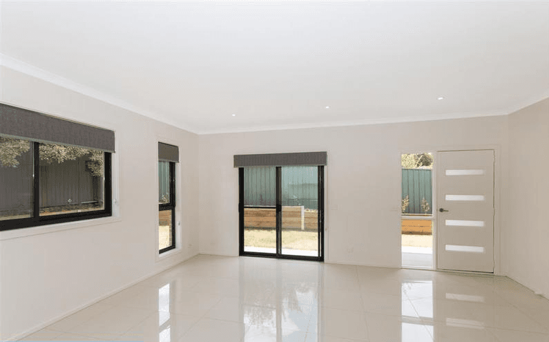 6/81 McWhae Circuit, Wanniassa ACT 2903, Wanniassa - Image 1