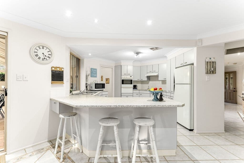 17 Avondale Drive, Kanwal - Thumbnail 7