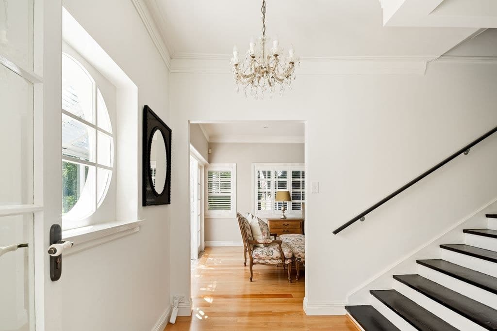 23-25 Meares Avenue, Mangerton - Thumbnail 2