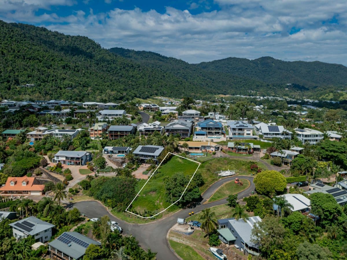 Lot 17 Katoota Court, CANNONVALE, Cannonvale - Thumbnail 3