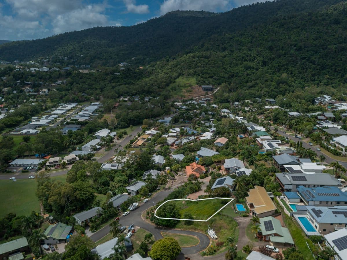 Lot 17 Katoota Court, CANNONVALE, Cannonvale - Thumbnail 6