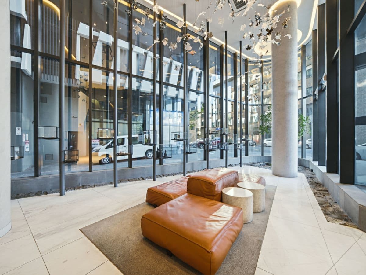 2811/23 MacKenzie Street, MELBOURNE, Melbourne - Thumbnail 3