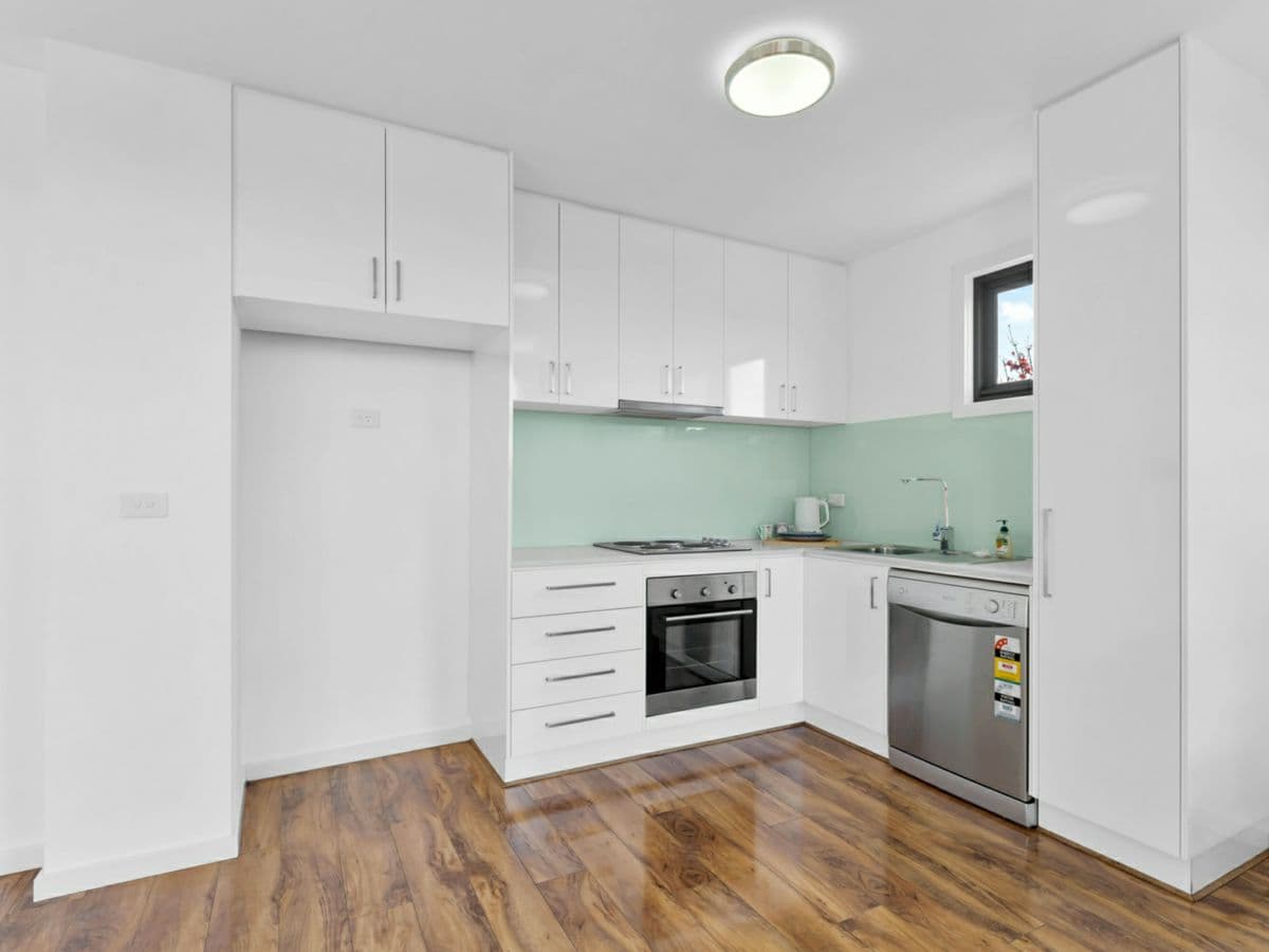 7/4 Gwenda Street, DANDENONG, Dandenong - Thumbnail 4