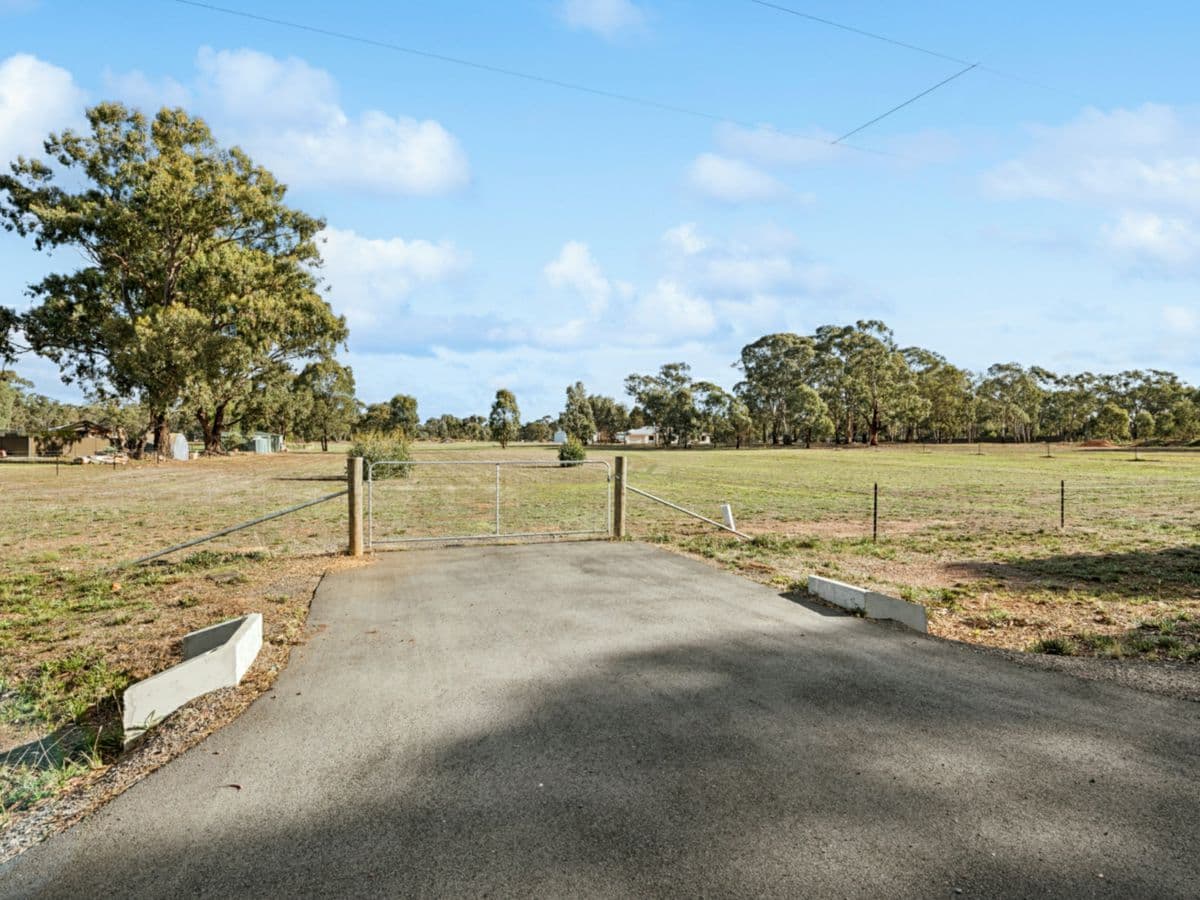 63 Williams Road, MYERS FLAT, Myers Flat - Thumbnail 2