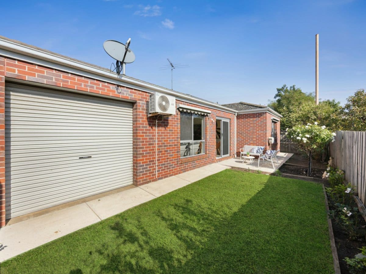 2/164 Separation Street, BELL PARK, Bell Park - Thumbnail 8