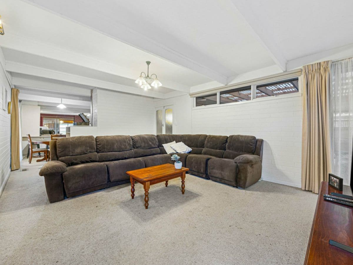 1741 Sturt Street, ALFREDTON, Alfredton - Thumbnail 3