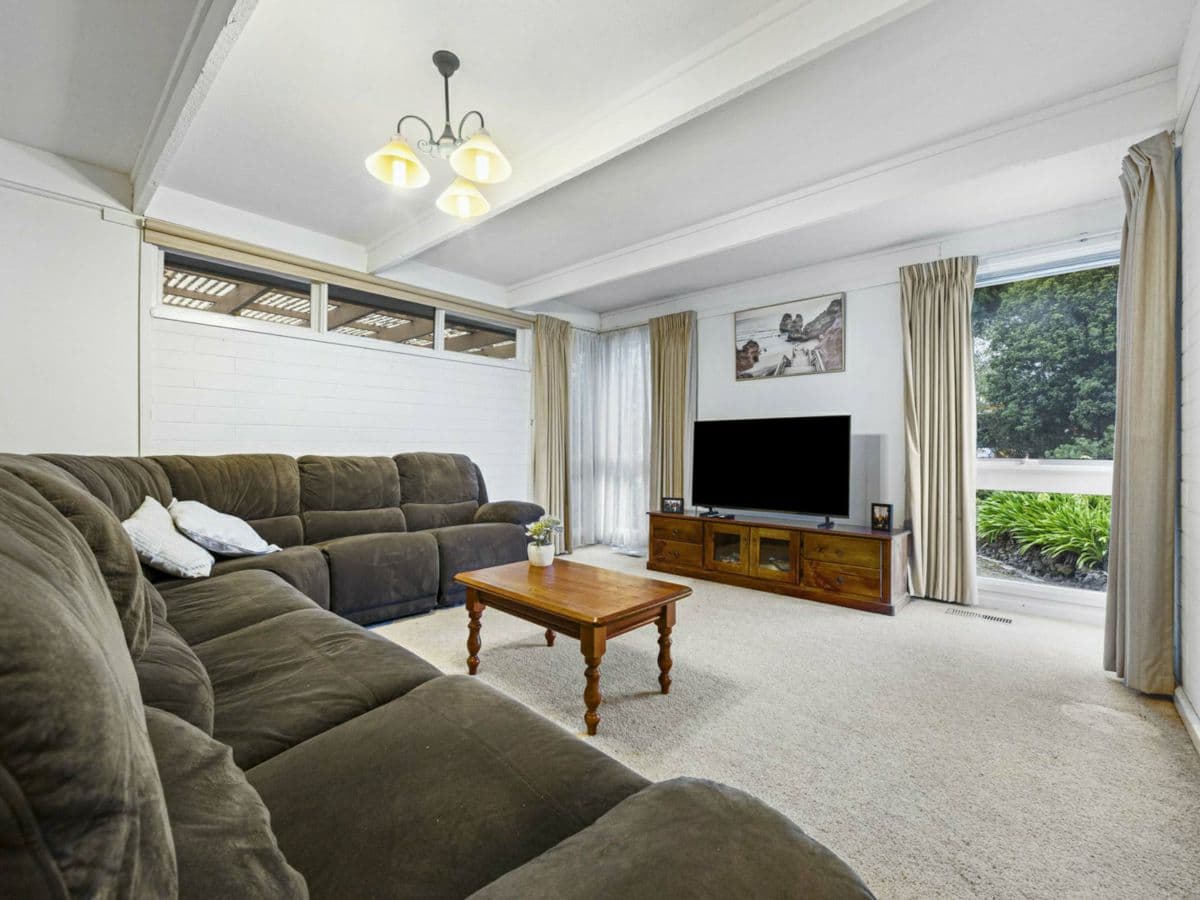 1741 Sturt Street, ALFREDTON, Alfredton - Thumbnail 4