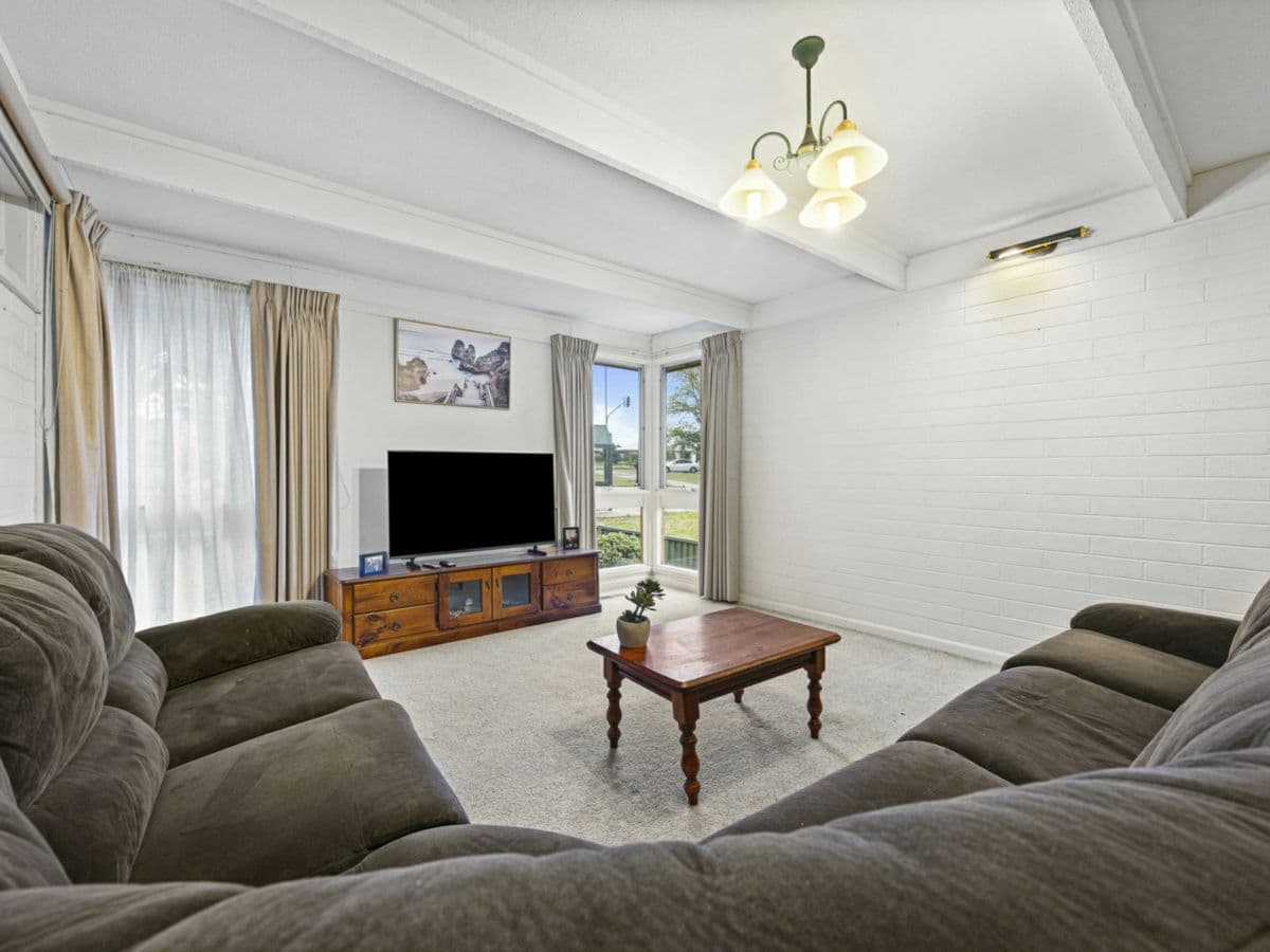 1741 Sturt Street, ALFREDTON, Alfredton - Thumbnail 5
