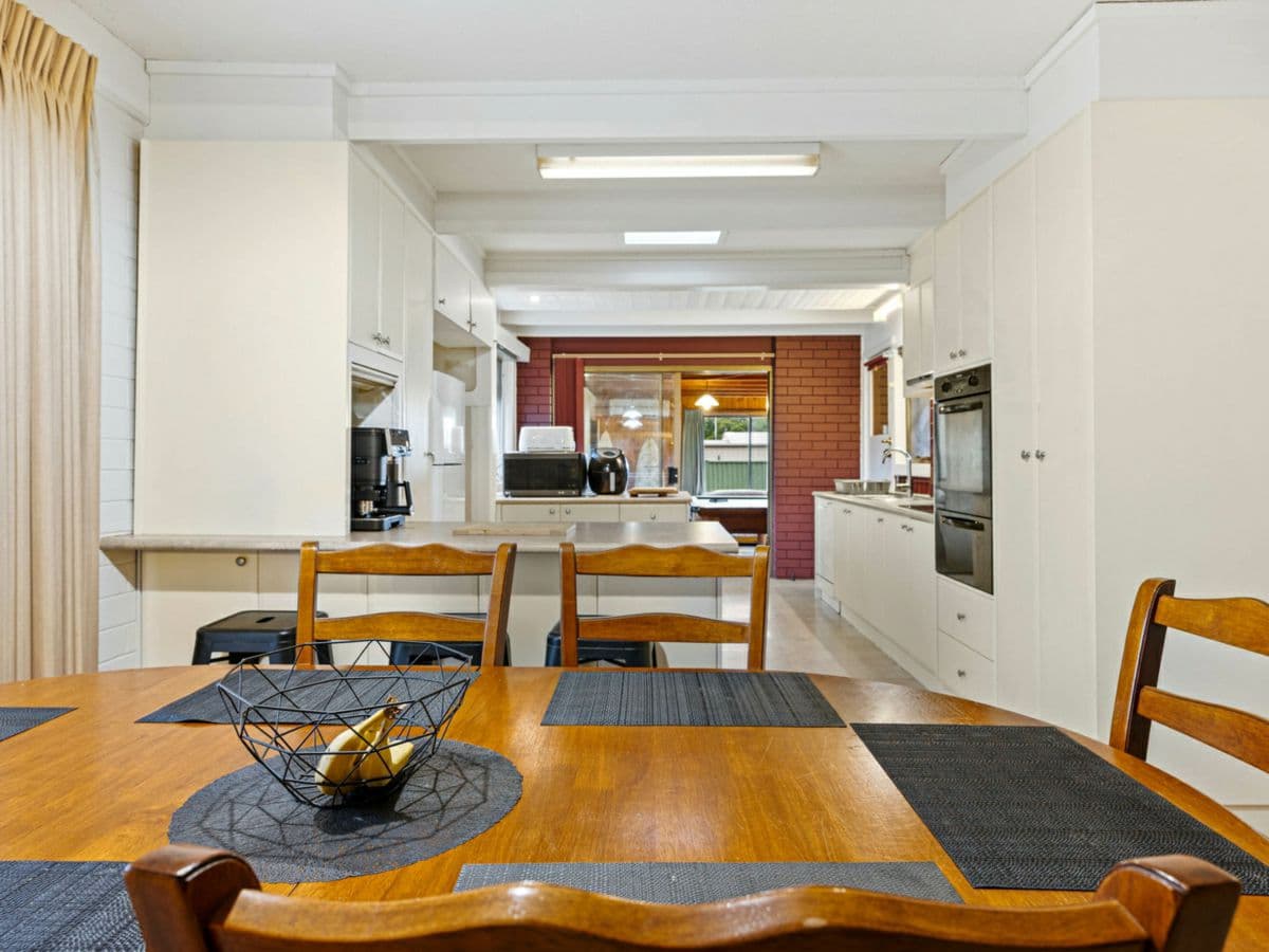 1741 Sturt Street, ALFREDTON, Alfredton - Thumbnail 8