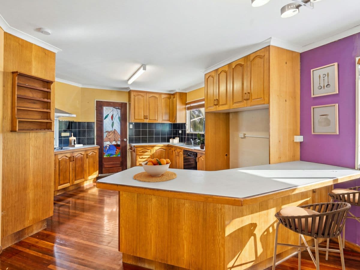 36 Davey Street, GLENELLA, Glenella - Thumbnail 7