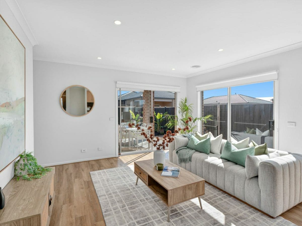 9 Paley Street, CHARLEMONT, Charlemont - Thumbnail 5