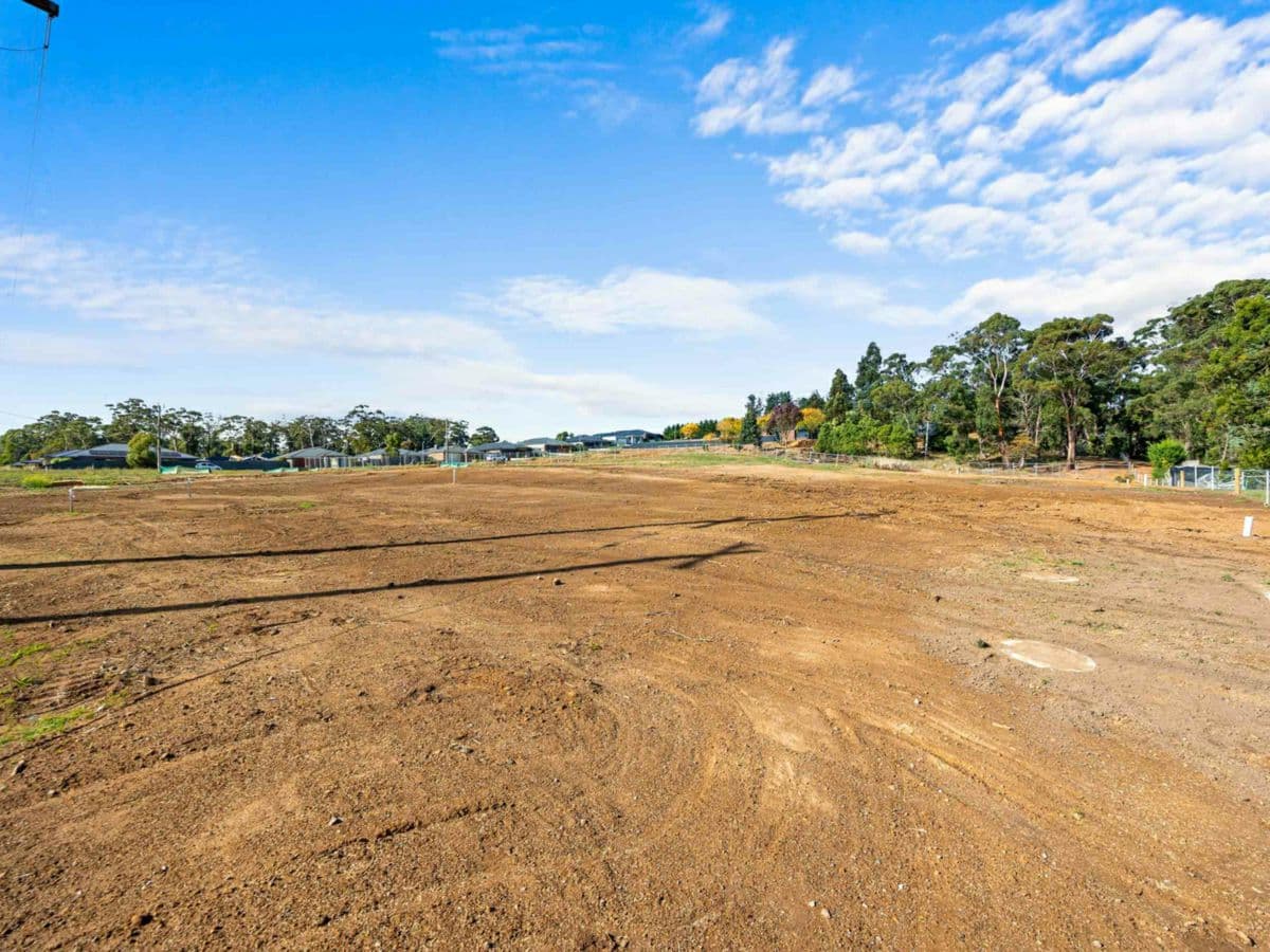 6 Hill Top Road, BROWN HILL, Brown Hill - Thumbnail 7