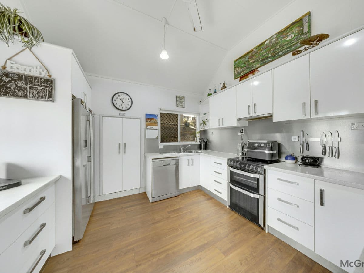 38 Auckland Street, GLADSTONE CENTRAL, Gladstone Central - Thumbnail 6