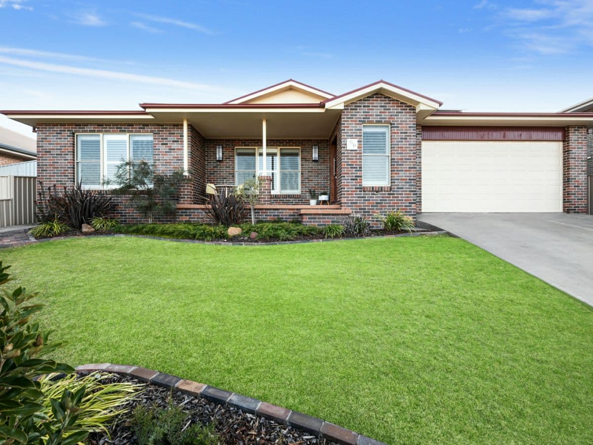 58 White Circle, MUDGEE, Mudgee - Image 1
