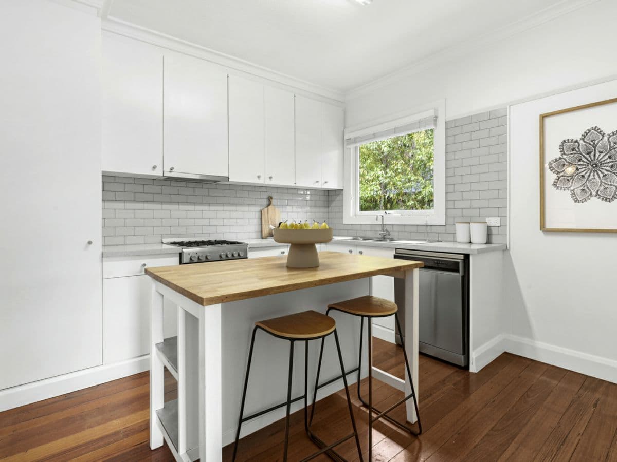 83 Nicholas Street, NEWTOWN, Newtown - Thumbnail 3