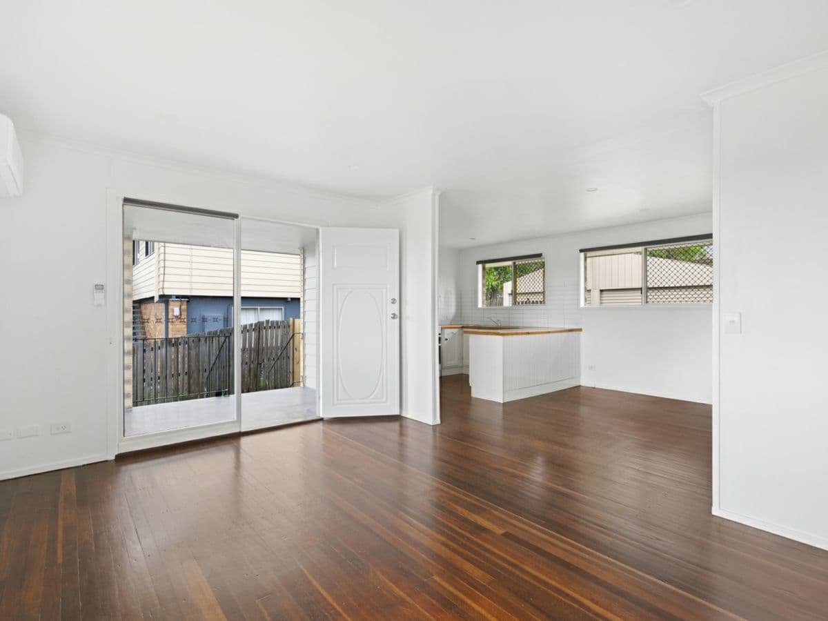 14 Trevor Street, SLACKS CREEK, Slacks Creek - Thumbnail 2
