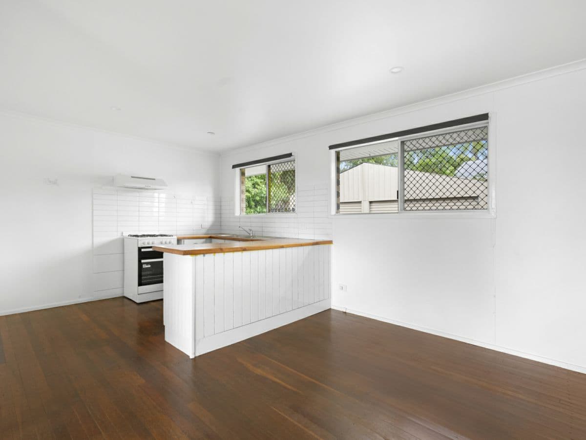 14 Trevor Street, SLACKS CREEK, Slacks Creek - Thumbnail 4