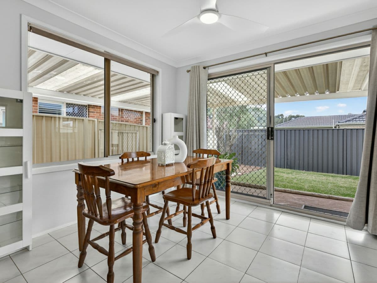 34 Baxter Crescent, GLENDENNING, Glendenning - Thumbnail 3