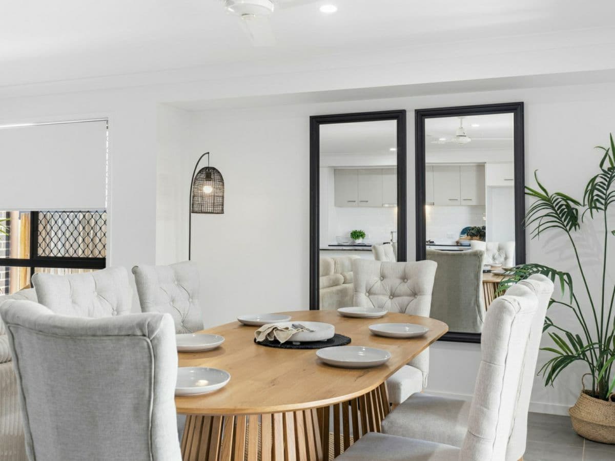 10 Barratta Street, SPRING MOUNTAIN, Spring Mountain - Thumbnail 4