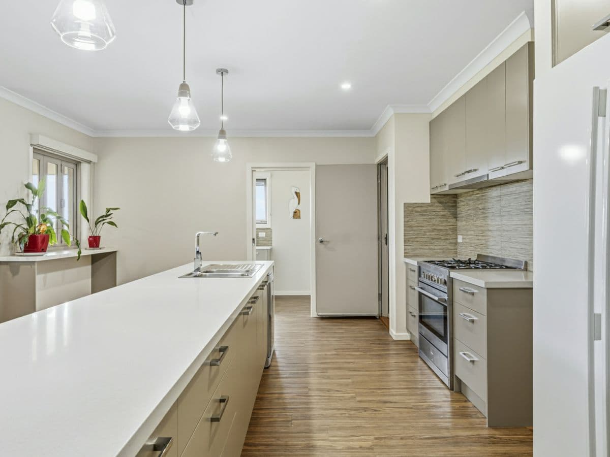 13 Valley View Court, SEBASTOPOL, Sebastopol - Thumbnail 7