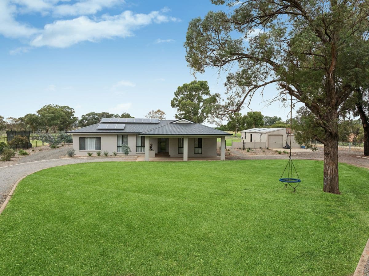 336 Petersham Road, LEETON, Leeton - Image 1