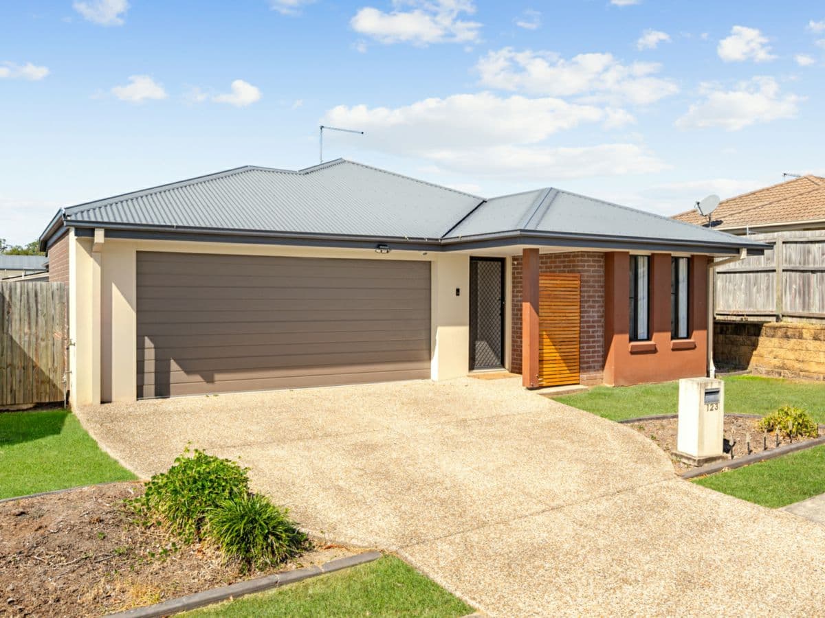 123 Dixon Drive, PIMPAMA, Pimpama - Image 1