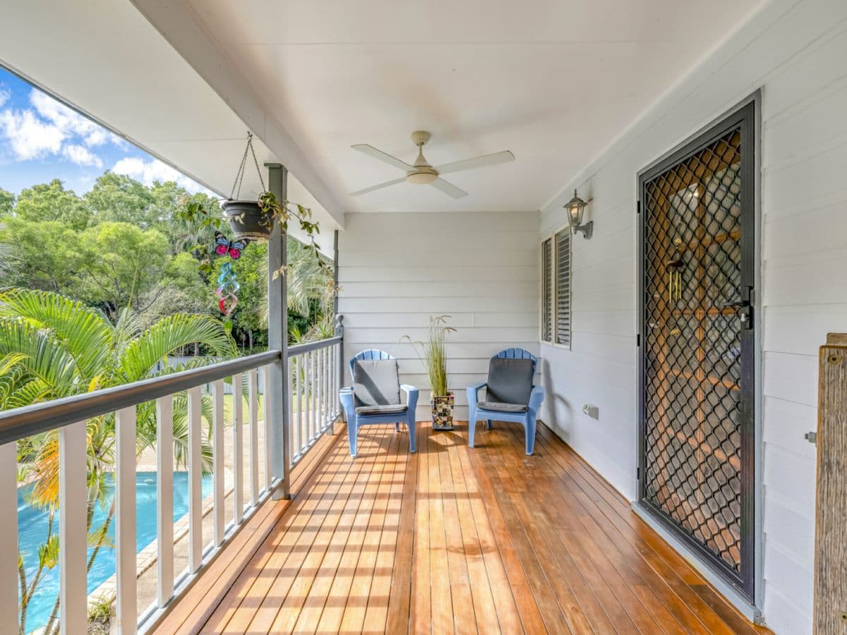 30 Plum Tree Crescent, MOORE PARK BEACH, Moore Park Beach - Thumbnail 3