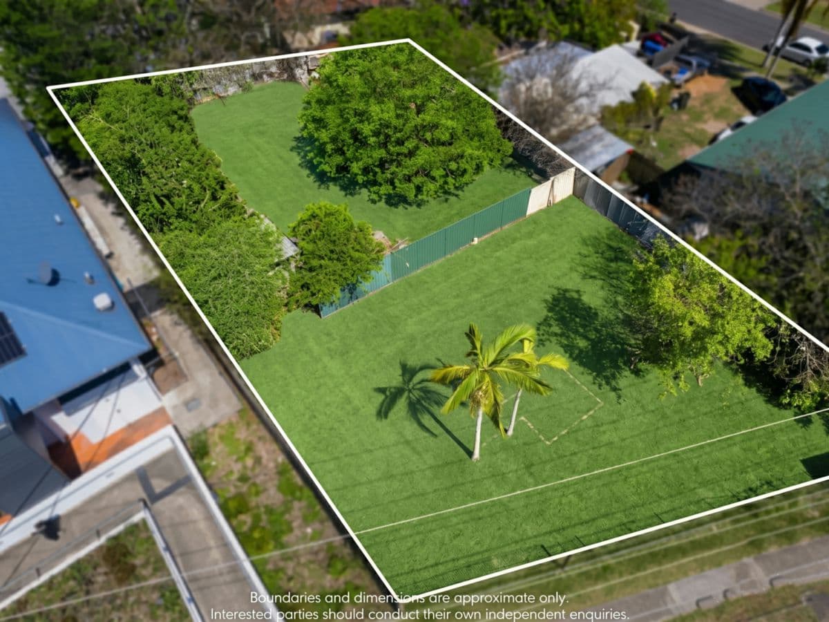 1726 Logan Road, UPPER MOUNT GRAVATT, Upper Mount Gravatt - Thumbnail 4