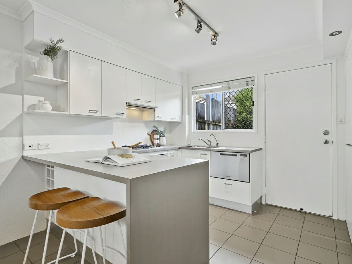 2/17 Solway Drive, SUNSHINE BEACH, Sunshine Beach - Thumbnail 6