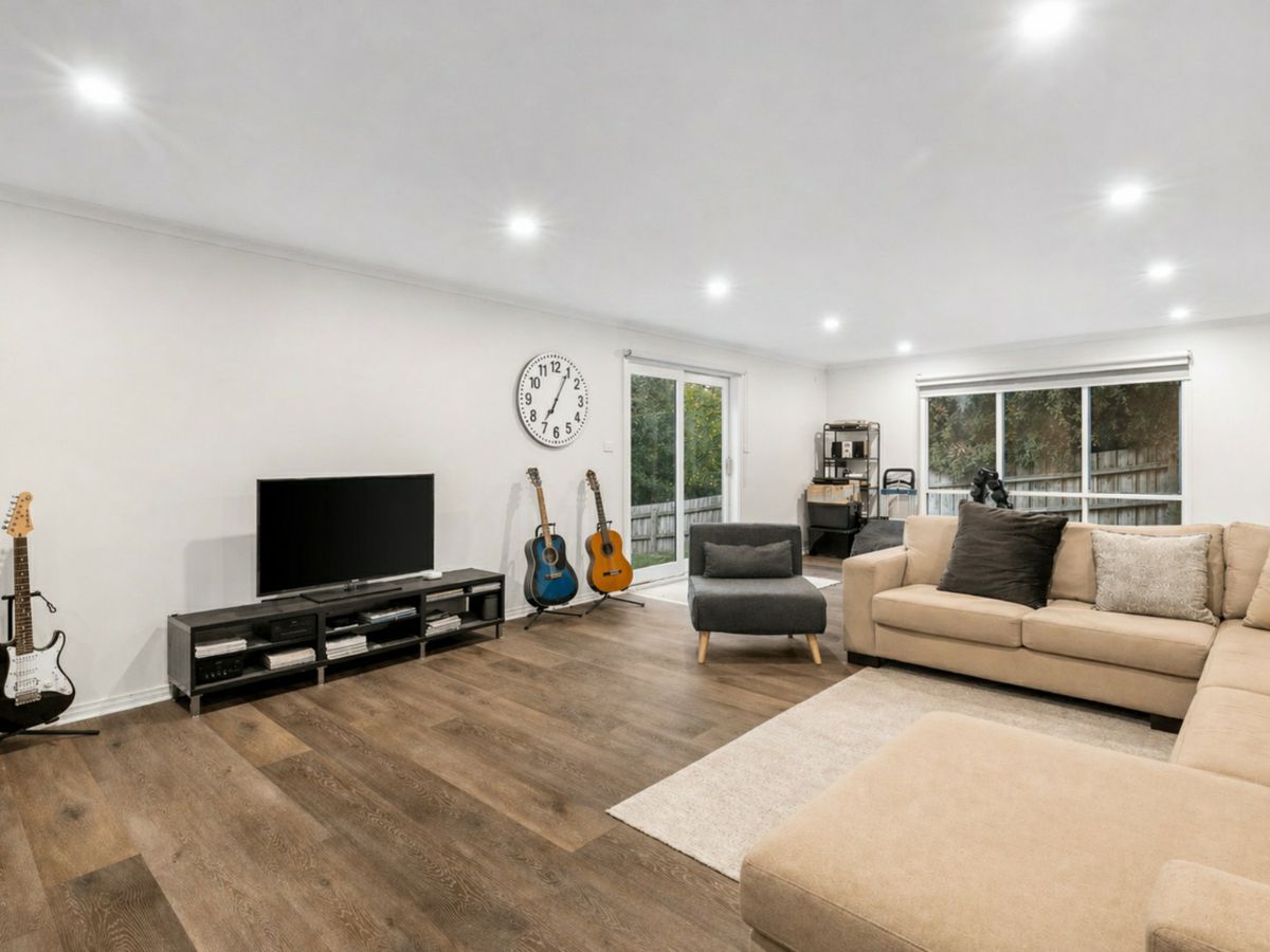12 Rotherwood Avenue, RINGWOOD EAST, Ringwood East - Thumbnail 8
