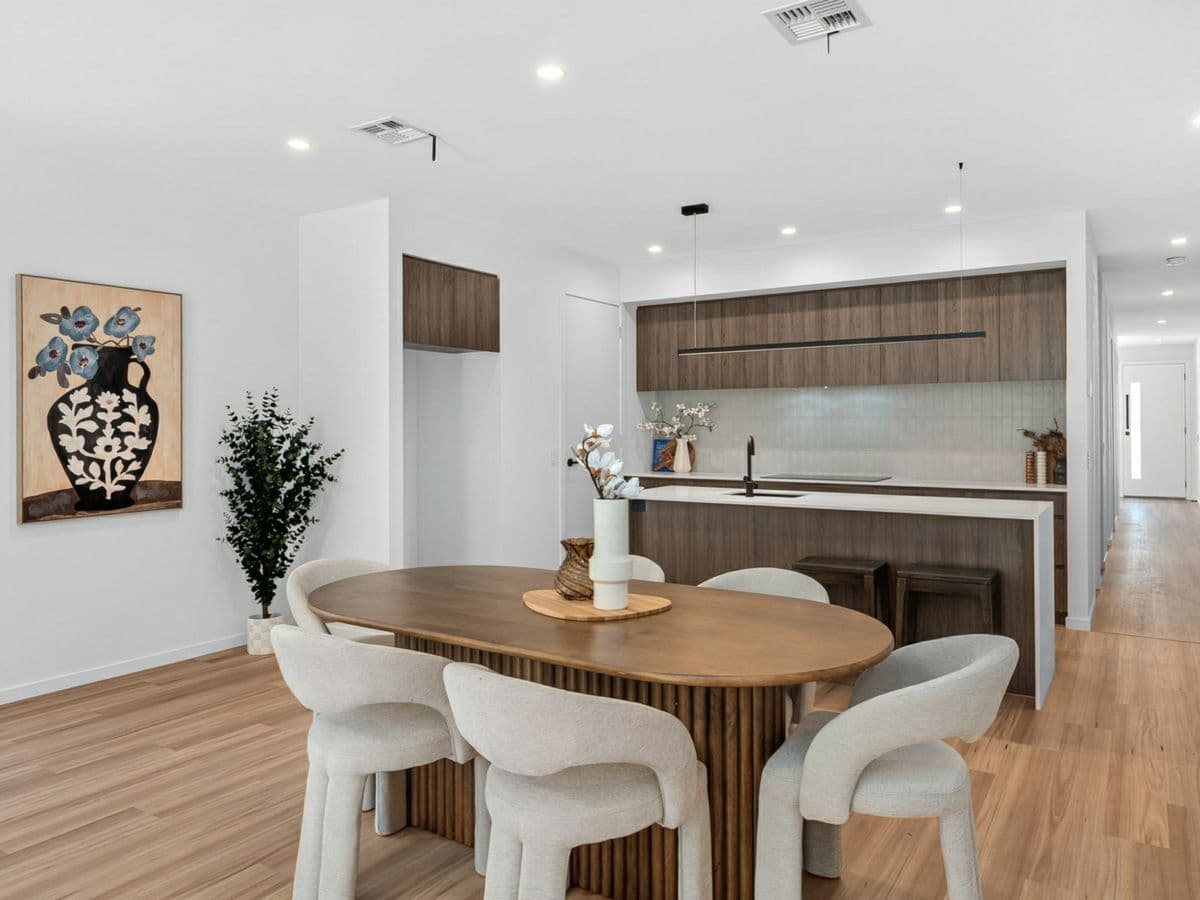250 A & B Mount Pleasant Road, HIGHTON, Highton - Thumbnail 4