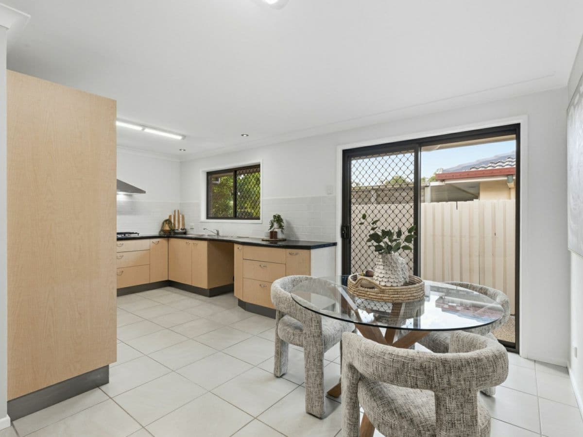 34 Ben Lomond Street, ASPLEY, Aspley - Thumbnail 3