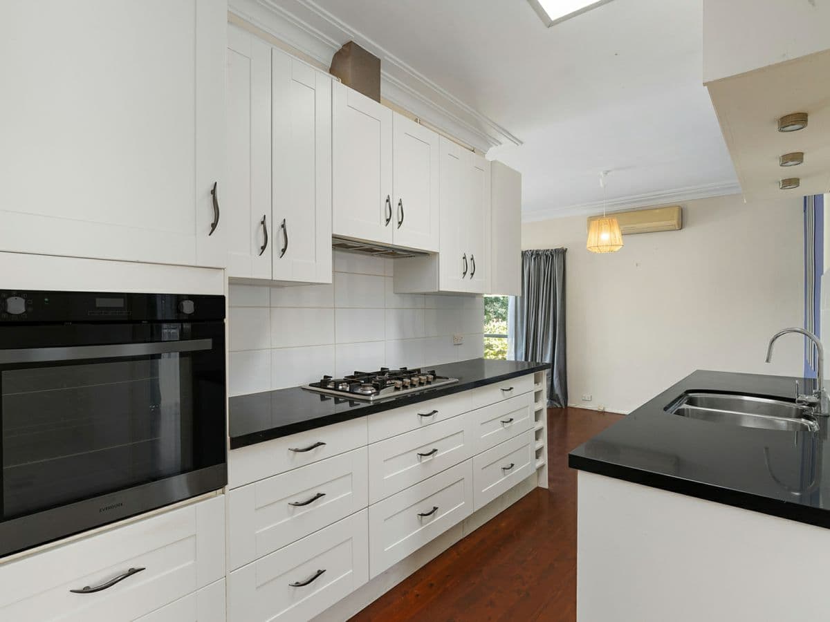 22 Bimbil Avenue, MOUNT COLAH, Mount Colah - Thumbnail 4