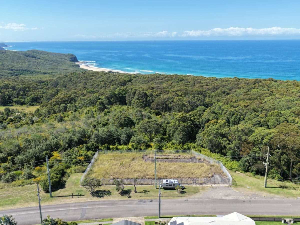 86 Burwood Road, WHITEBRIDGE, Whitebridge - Thumbnail 3