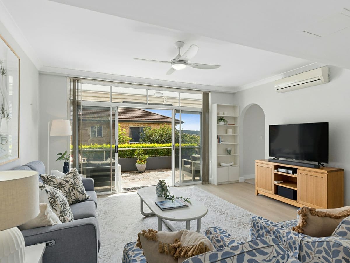 5/6 Whiting Avenue, TERRIGAL, Terrigal - Thumbnail 2