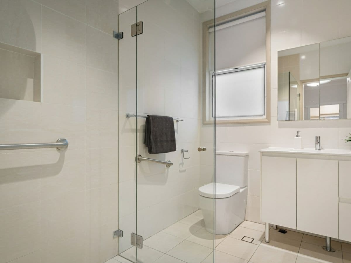 30 Kanoona Street, CARINGBAH SOUTH, Caringbah South - Thumbnail 6