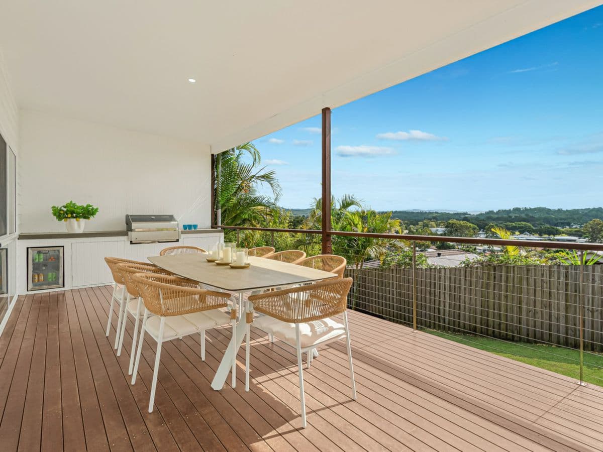 15 Barlee Court, ELANORA, Elanora - Thumbnail 5