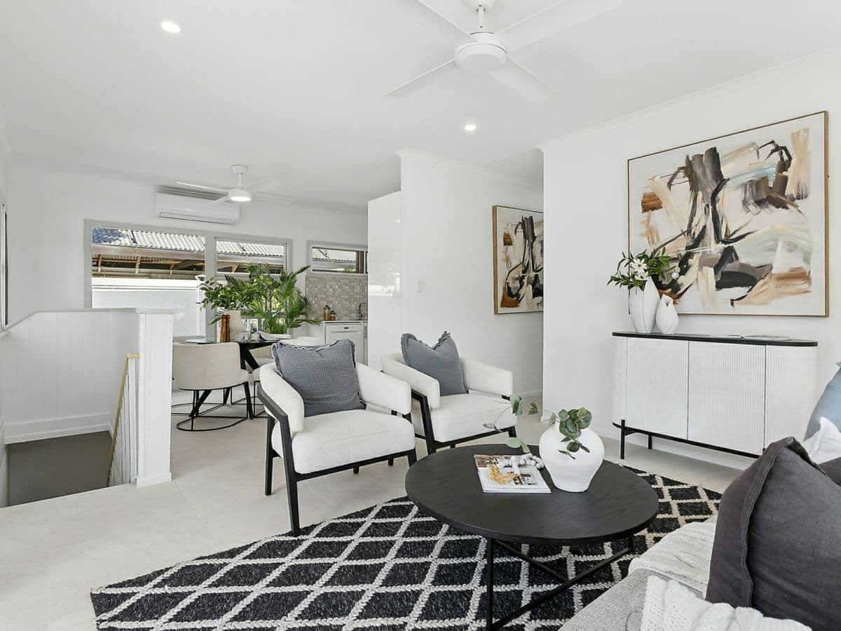 14 Chiswick Road, BARDON, Bardon - Thumbnail 2