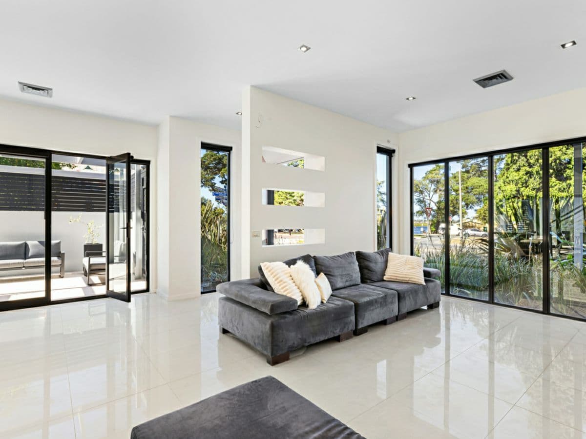 500 Wendouree Parade, LAKE WENDOUREE, Lake Wendouree - Thumbnail 3