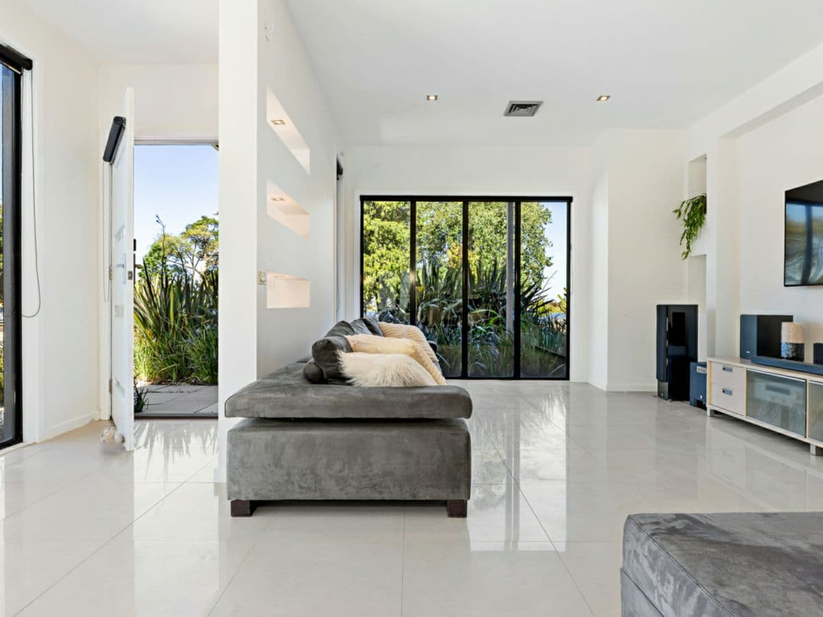 500 Wendouree Parade, LAKE WENDOUREE, Lake Wendouree - Thumbnail 4
