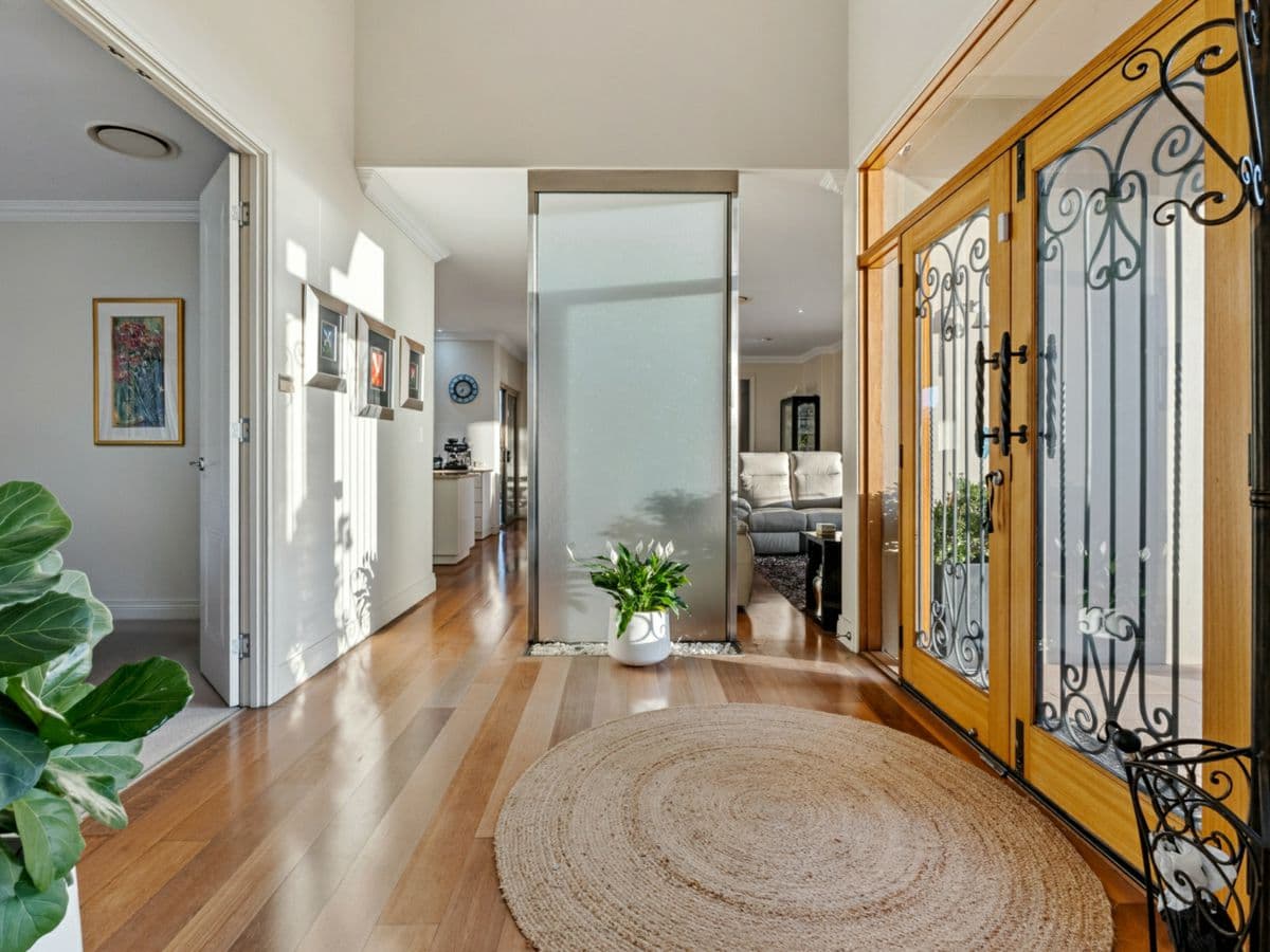 5 Sherwood Street, MOUNT LOFTY, Mount Lofty - Thumbnail 8