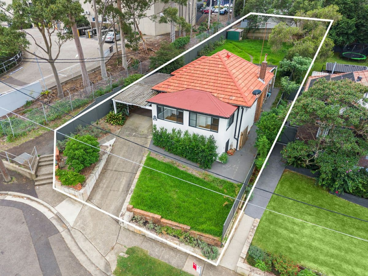 31 Farm Street, GLADESVILLE, Gladesville - Thumbnail 3