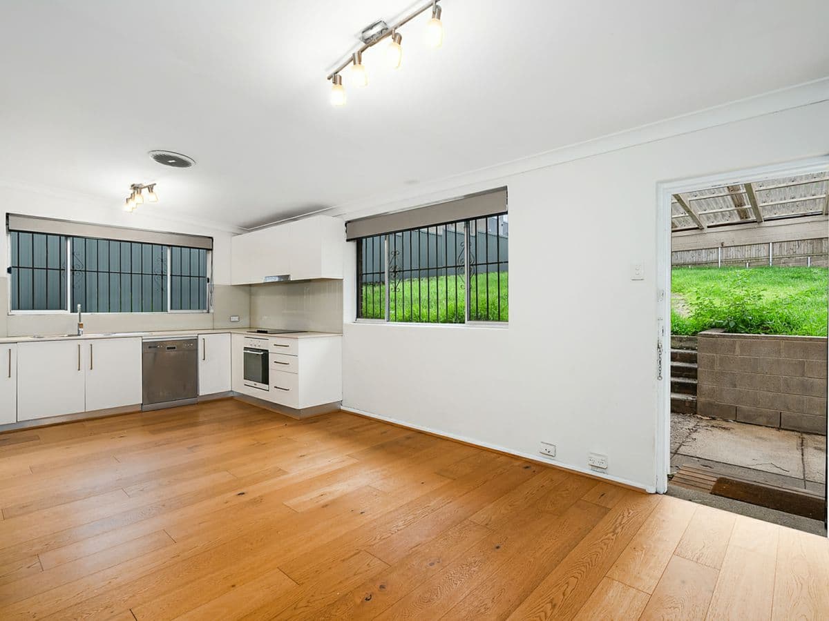 31 Farm Street, GLADESVILLE, Gladesville - Thumbnail 7