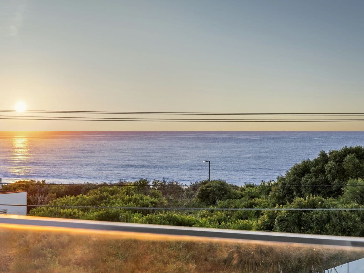 204 Ocean Street, NARRABEEN, Narrabeen - Thumbnail 2