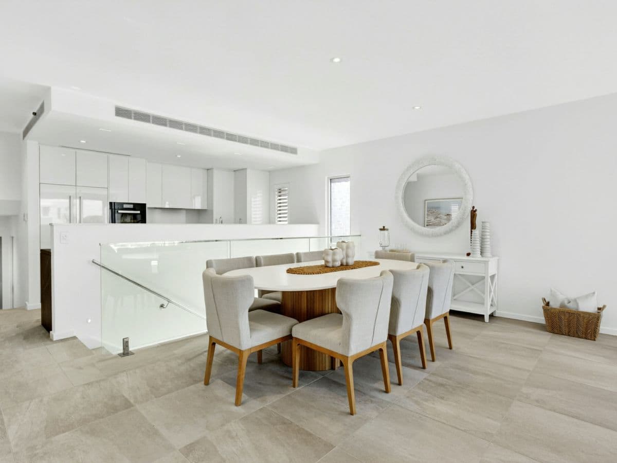 204 Ocean Street, NARRABEEN, Narrabeen - Thumbnail 4