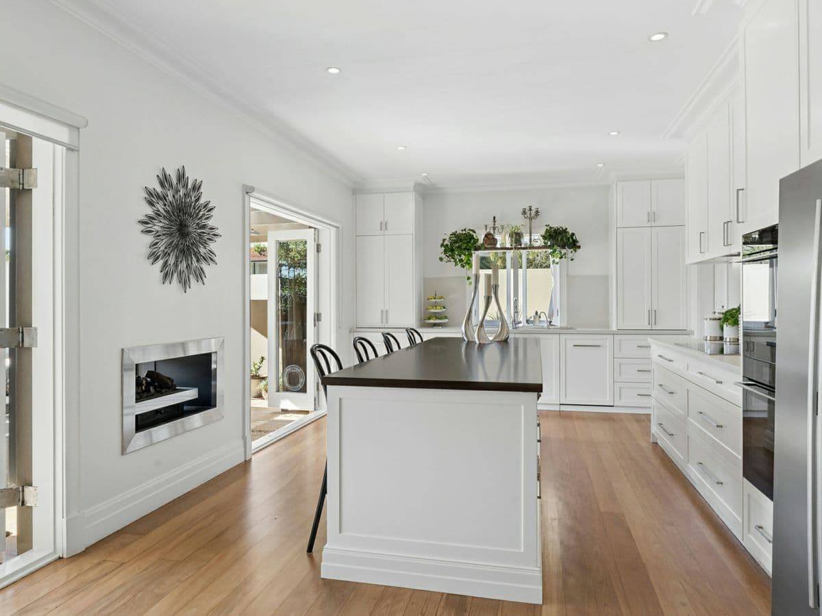 9 Kendall Road, CASTLE COVE, Castle Cove - Thumbnail 5