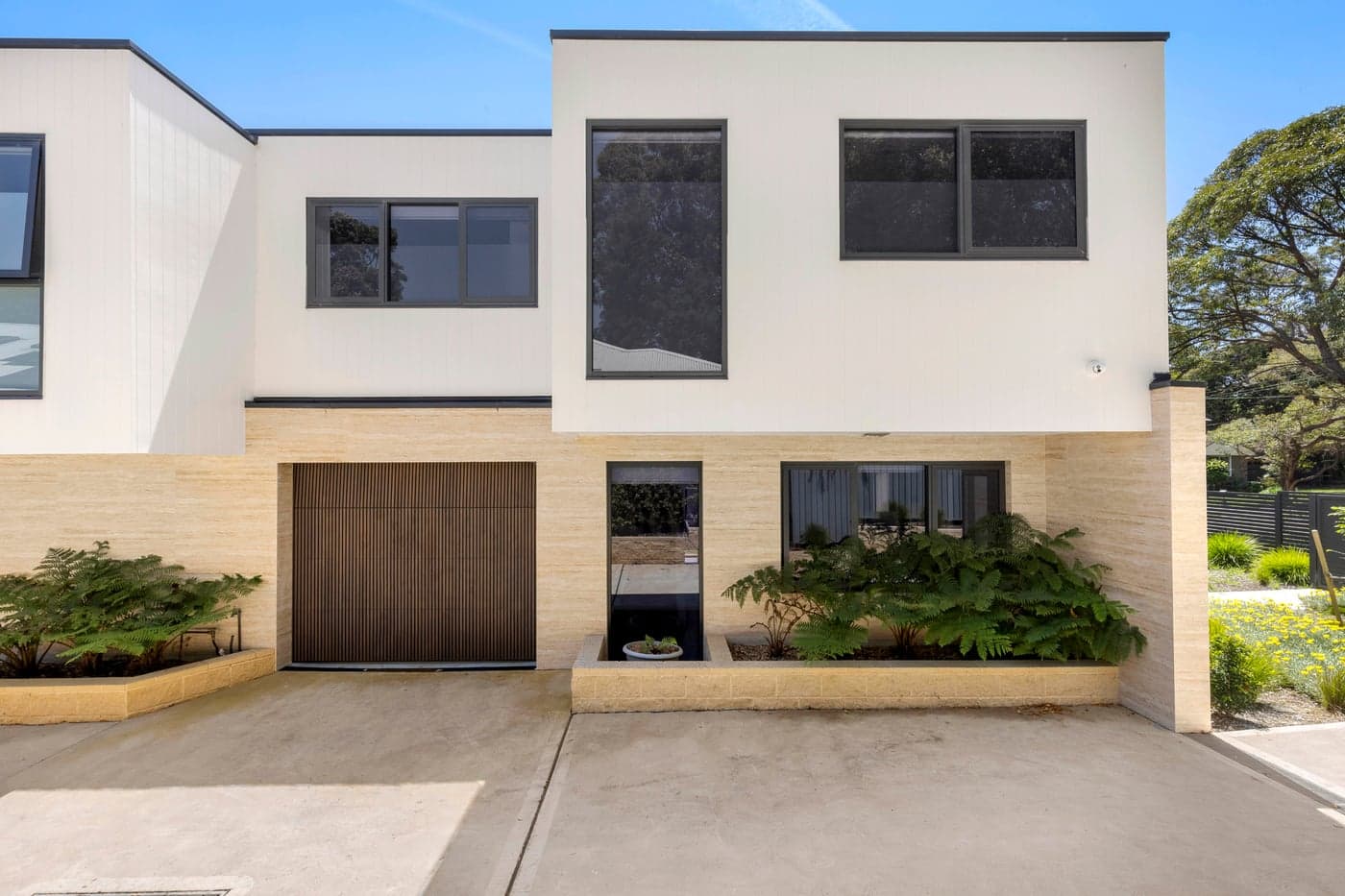 1/7 Hunter Street, Heathcote - Image 1