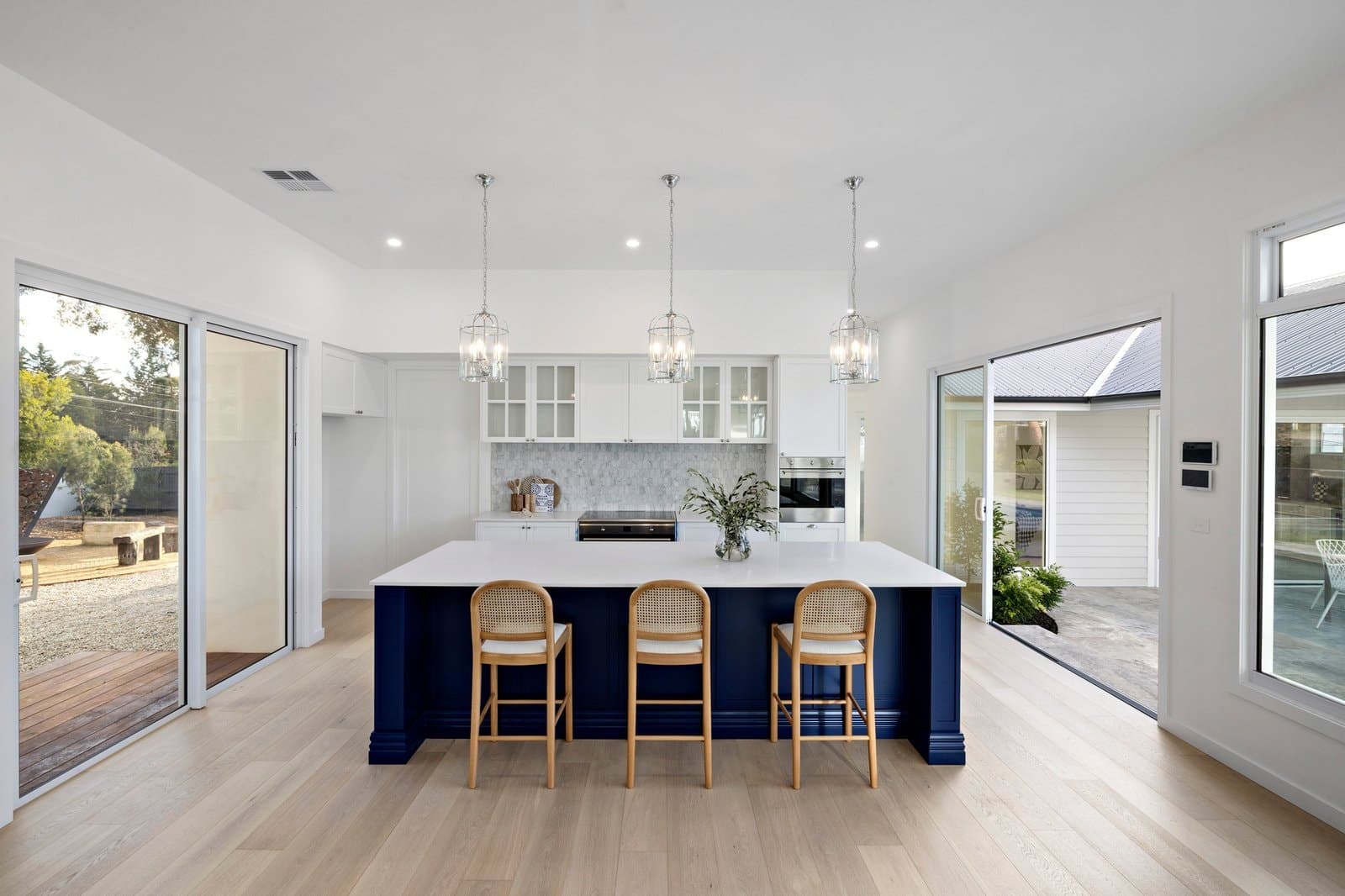 1 Clendon Close, Mount Eliza - Thumbnail 3