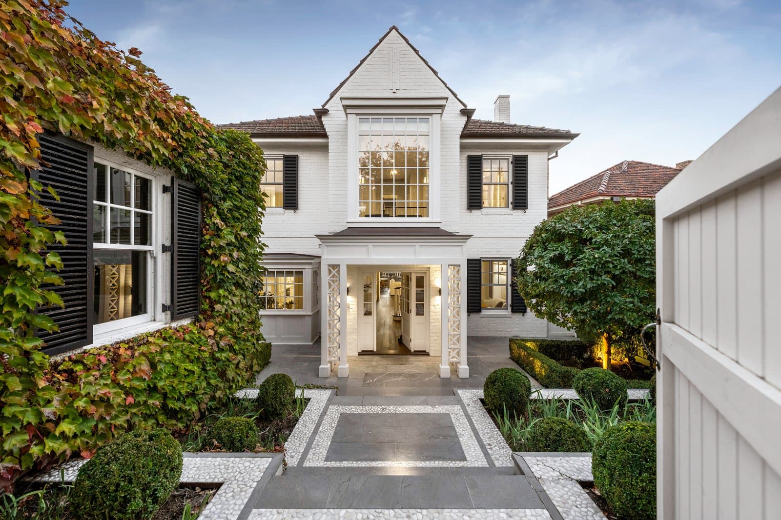 16 Hill Street, Toorak - Image 1