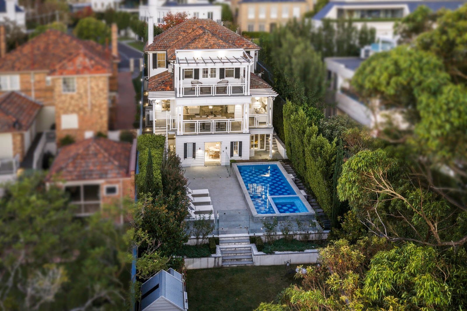 16 Hill Street, Toorak - Thumbnail 3